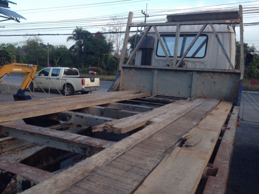 ขายหางท้ายลาดถอดจากISUZU เดกก้า 195แรงม้า สนใจโทร 081-9701072