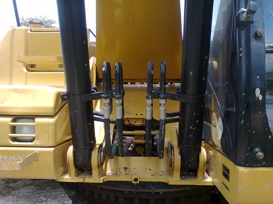 รถแบคโฮ CAT 320D