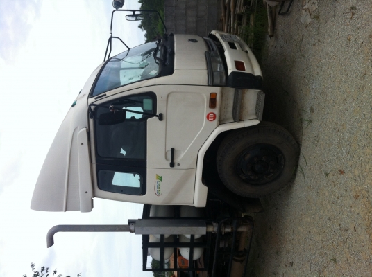 ขาย 6 ล้อ หัวลาก Nissan UD PKB214 พร้อมหางเทลเลอร์ ขาย 6 ล้อ หัวลาก Nissan UD PKB214 พร้อมหางเทลเลอร์