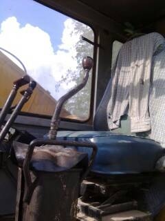 ขายรถขุดโกเบลโก้200 MARK ONE  สภาพพร้อมใช้งาน เครื่องดีใช้งานได้ปกติ