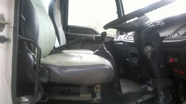 รถอีซูซุ 6 ล้อ รั้ว ( ไม่ดั้ม ) FTR 195 แรงม้า. ปี 40 สนใจติดต่อ 081 - 6079515 รถอีซูซุ 6 ล้อ รั้ว ( ไม่ดั้ม ) FTR 195 แรงม้า. ปี 40 สนใจติดต่อ 081 - 6079515