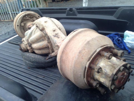 ขายเสื้อเพลา พร้อมเฟือง Fuso 8 ตัน 31,000.- ขายเสื้อเพลา พร้อมเฟือง Fuso 8 ตัน 31,000.-