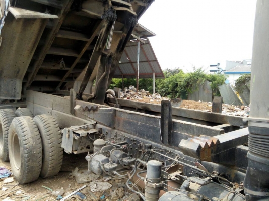 HINO-3H-ดั้ม2เพลา.เครื่องHO7Dครัชซีสวย.ราคา-850,000-บ..นรินทร์ชลบุรีมัดจำแล้วครับ.. HINO-3H-ดั้ม2เพลา.เครื่องHO7Dครัชซีสวย.ราคา-850,000-บ..นรินทร์ชลบุรีมัดจำแล้วครับ..