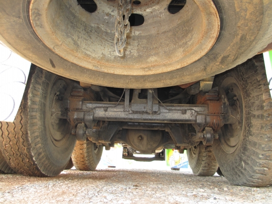 หัว+แชสซี รถ10ล้อ เพลาเดียว ไม่รวมเครน+กระบะ หัว+แชสซี รถ10ล้อ เพลาเดียว ไม่รวมเครน+กระบะ