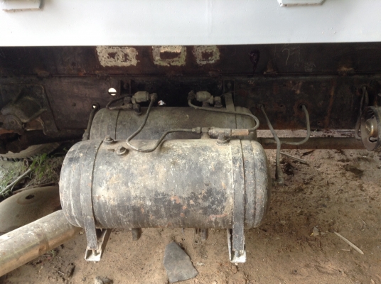 ขาย6ล้อดั้ม hino140hp ลดเหลือ299000บาท