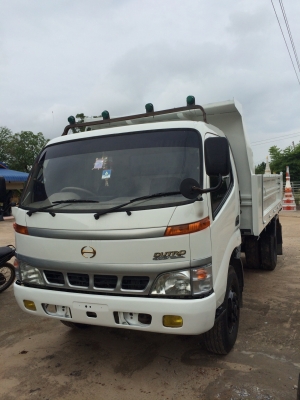 รถดั้มหกล้อ ฮีโน่ ยูโรทู สามมิตรมอร์เตอร์ ปี 2548 สวยๆ มือเดียว เดิมห้าง ครับ