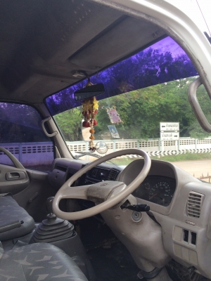 รถดั้มหกล้อ ฮีโน่ ยูโรทู สามมิตรมอร์เตอร์ ปี 2548 สวยๆ มือเดียว เดิมห้าง ครับ รถดั้มหกล้อ ฮีโน่ ยูโรทู สามมิตรมอร์เตอร์ ปี 2548 สวยๆ มือเดียว เดิมห้าง ครับ