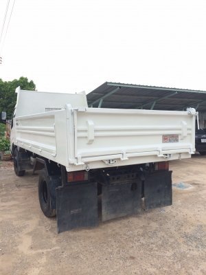 รถดั้มหกล้อ ฮีโน่ ยูโรทู สามมิตรมอร์เตอร์ ปี 2548 สวยๆ มือเดียว เดิมห้าง ครับ รถดั้มหกล้อ ฮีโน่ ยูโรทู สามมิตรมอร์เตอร์ ปี 2548 สวยๆ มือเดียว เดิมห้าง ครับ