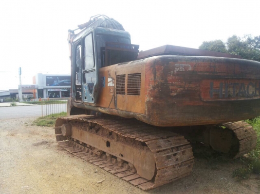 ขาย อะไหล่ HITACHI EX200-3 สนใจอะไหล่ชิ้นไหนสอบถามได้ครับ