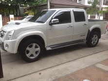 ISUZ CAB  4  4x4 ปี 2011