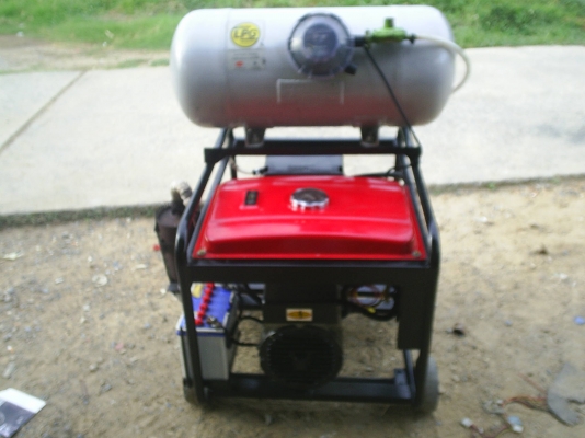 เครื่องปั่นไฟ10KVA.ใช้LPG