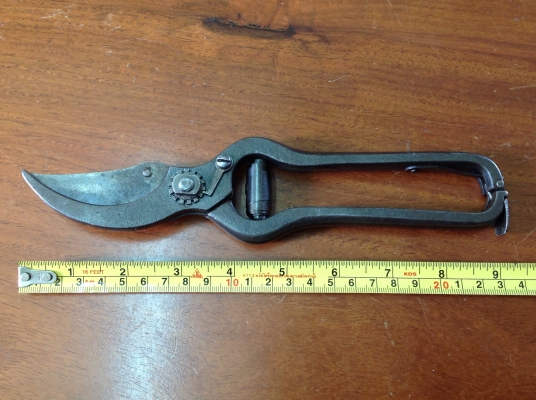 ขายกรรไกรตัดกิ่ง Vintage U.S.A. 9"