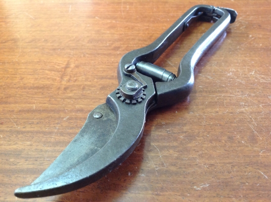 ขายกรรไกรตัดกิ่ง Vintage U.S.A. 9"