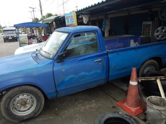 ขายดัสสัน 5 ขอ ทะเบียนพร้อมชุดโอน 57 ชลบุรี