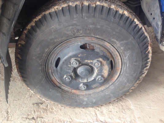 NKR6ล้อ130แรงโทโบ ปี47รถห้างแท้ ไฟทับทิม