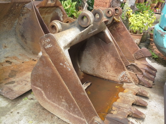 ขาย บังกี้  แม็คโฮ  PC  120   เก่านอก  ขายราคาถูกๆๆๆขายตามสภาพ