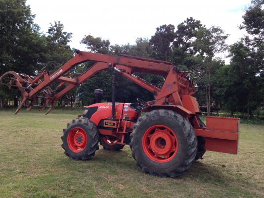 ขาย  รถคีบอ้อย KUBOTA  M8540