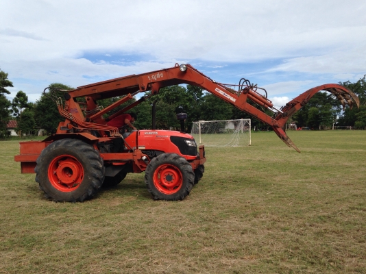 ขาย  รถคีบอ้อย KUBOTA  M8540
