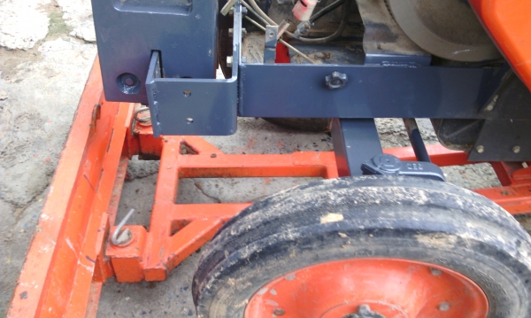 ด่วนๆๆขาย 99000 บาท  ต่อลองได้ ใช้งานน้อย 580 ชั่วโมง บริการส่งฟรีทั่วไทยครับ เข้าร่องอ้อยสบาย ประหยัดน้ำมัน สะดวกสบายครับ