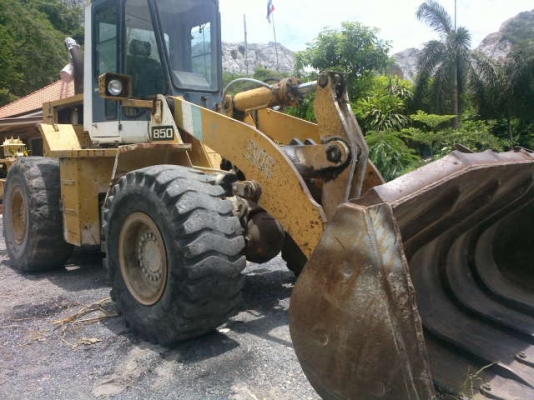 ขายรถตักTCM  850-2  รถพร้อมใช้   ลดเหลื850,000