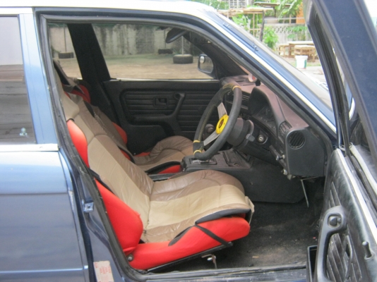 bmw E30 เครื่อง1Jเกียร์ออโต สวยน้ำมันMax17ดิส4ล้อ39000