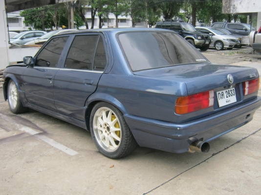 bmw E30 เครื่อง1Jเกียร์ออโต สวยน้ำมันMax17ดิส4ล้อ39000