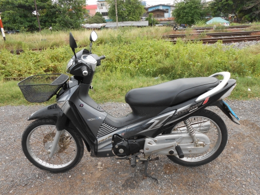 Honda Wave 125i ปี 53 สตาร์ทมือ ไมล์ดิจิตอล ทะเบียน พรบ.ไม่ขาด ต่อให้ถึง ก.พ.58 พร้อมโอนในราคา 29,500 บาทเท่านั้น