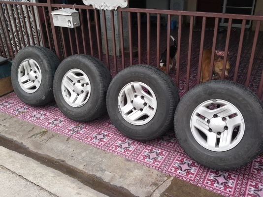 ล้อกับยางขายเป็นอะไหล่