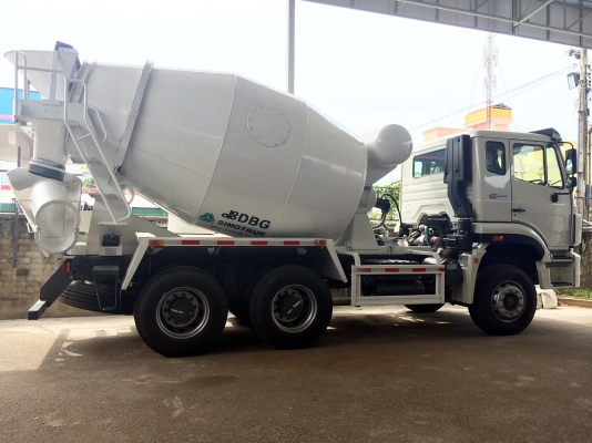 จำหน่ายรถโม่ปูน SINOTRUK_HOHAN