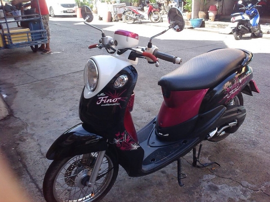 Fino ปี 53 สี ม่วง ดำ รถสวย เครื่องเดิม แน่นๆ มีเล่ม เอกสารครบ Fino ปี 53 สี ม่วง ดำ รถสวย เครื่องเดิม แน่นๆ มีเล่ม เอกสารครบ