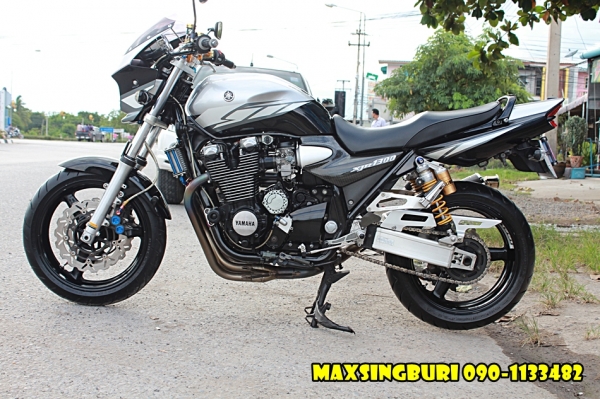 แม็กสิงห์บุรี//YAMAHA XJR1300 ปี2004 สภาพนางฟ้า ของแต่งทั้งคัน หล่อโครต ทะเบียนแท้พร้อม 235000 แม็กสิงห์บุรี//YAMAHA XJR1300 ปี2004 สภาพนางฟ้า ของแต่งทั้งคัน หล่อโครต ทะเบียนแท้พร้อม 235000