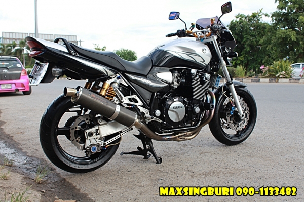 แม็กสิงห์บุรี//YAMAHA XJR1300 ปี2004 สภาพนางฟ้า ของแต่งทั้งคัน หล่อโครต ทะเบียนแท้พร้อม 235000 แม็กสิงห์บุรี//YAMAHA XJR1300 ปี2004 สภาพนางฟ้า ของแต่งทั้งคัน หล่อโครต ทะเบียนแท้พร้อม 235000