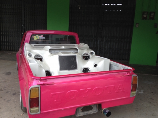 ขาย TOYOTA รุ่นRn13 พศ.2515 สภาพตามรูป รถไม่มีผุ เพิ่งทำมาไม่ได้ใช้เลย ชุดแต่งพร้อม ล้อแม็กใหม่ยางใหม่. เครื่องเสียงใหม่ ใช่ของมียี่ห้อลำโพง EXADทั้งคัน. แอมป์ saxon ปรี bluewave ช่วงล่างดีทำมาใหม่หมด เครื่องเดิมเกียร์คอ ฟิตใหม่ เครื่องเสียงชุดใหญ่. สภาพ ขาย TOYOTA รุ่นRn13 พศ.2515 สภาพตามรูป รถไม่มีผุ เพิ่งทำมาไม่ได้ใช้เลย ชุดแต่งพร้อม ล้อแม็กใหม่ยางใหม่. เครื่องเสียงใหม่ ใช่ของมียี่ห้อลำโพง EXADทั้งคัน. แอมป์ saxon ปรี bluewave ช่วงล่างดีทำมาใหม่หมด เครื่องเดิมเกียร์คอ ฟิตใหม่ เครื่องเสียงชุดใหญ่. สภาพ