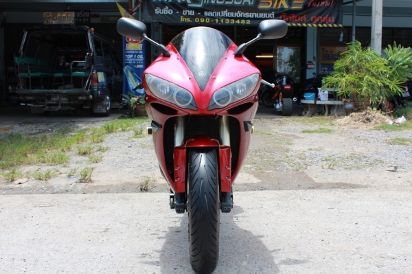 แม็กสิงห์บุรี//YAMAHA R1 ปี2005 มีของแต่งเพียบ ท่อ ARKAPOVIC ทะเบียนแท้โอนขนส่ง 359000 ลดได้