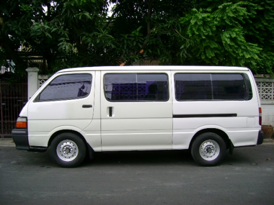 รถตู้หัวจรวด ปี 95 เครื่องดีเซลสภาพดี 98,000.- รถตู้หัวจรวด ปี 95 เครื่องดีเซลสภาพดี 98,000.-