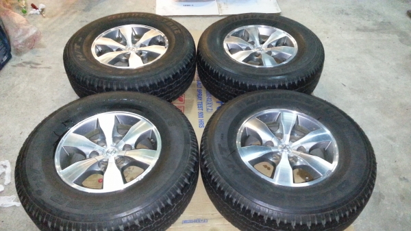 ล้อแม็คเดิม ฟอจูนเนอร์ขอบ 16 พร้อมยาง 265 70R16