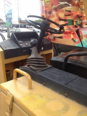 ขายด่วนๆ รถตักล้อยางขนาดเล็ก KOMATSU WA30 -2