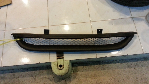 กระจังหน้าแต่ง โซลูน่า ตัวแรก