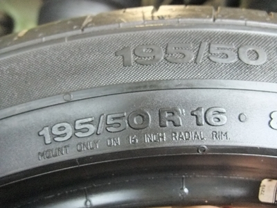ยาง Continental 195/50/16 ปี 10 2เส้น ปี12 2 เส้น ยาง Continental 195/50/16 ปี 10 2เส้น ปี12 2 เส้น