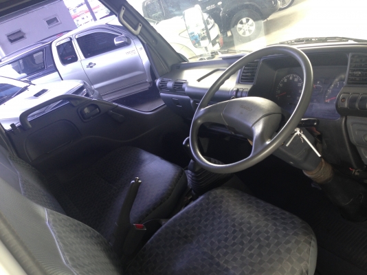 ISUZU NKR ELF ปี08  ราคาถูก