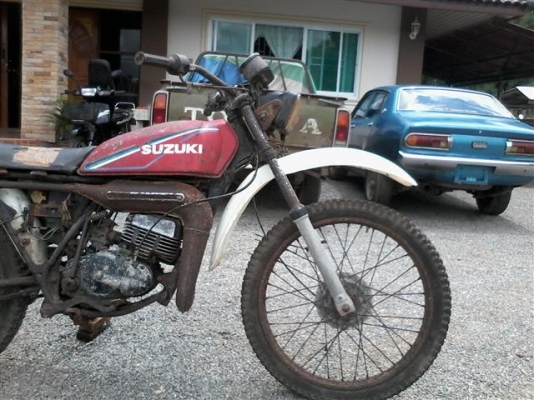 ขาย Suzuki TS125 มีทะเบียนไม่ได้ตามชุดโอนภาษีขาดรถเดิมจอดแห้งๆเหมาะกับนักปั้น