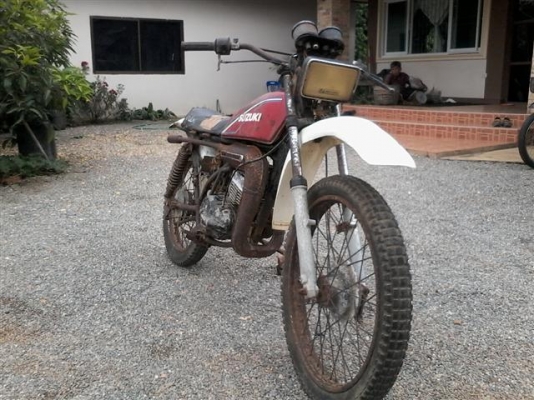 ขาย Suzuki TS125 มีทะเบียนไม่ได้ตามชุดโอนภาษีขาดรถเดิมจอดแห้งๆเหมาะกับนักปั้น