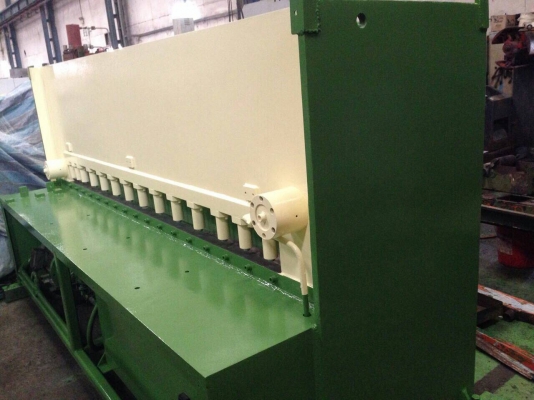 เครื่องตัดเหล็กยี่ห้อGms8ฟุตตัดได้6.3มิลใต้หวันติดต่อ0892224259