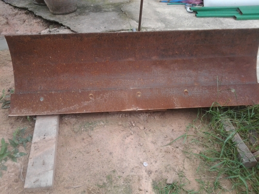 ขายตัวดันหน้าติดกับรถไถคูโบต้า26แรงพร้อมคอนโทนลดเหลือ14500บาท