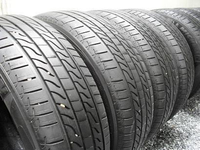 ขายยาง MICHELIN PRIMACY LC ปี13(1ชุด) 215-60-16 ราคา 4,200 ขายยาง MICHELIN PRIMACY LC ปี13(1ชุด) 215-60-16 ราคา 4,200