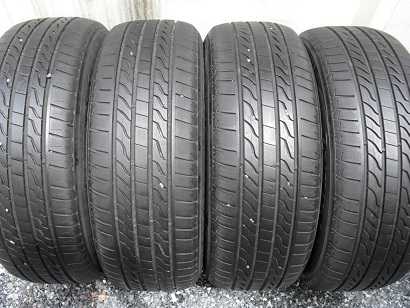 ขายยาง MICHELIN PRIMACY LC ปี13(1ชุด) 215-60-16 ราคา 4,200 ขายยาง MICHELIN PRIMACY LC ปี13(1ชุด) 215-60-16 ราคา 4,200