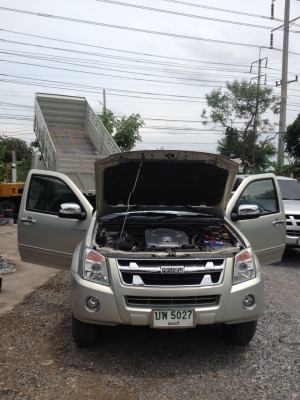 ขายรถ ISUZU DMAX (รถบ้าน)เครื่อง 2500 ขายรถ ISUZU DMAX (รถบ้าน)เครื่อง 2500
