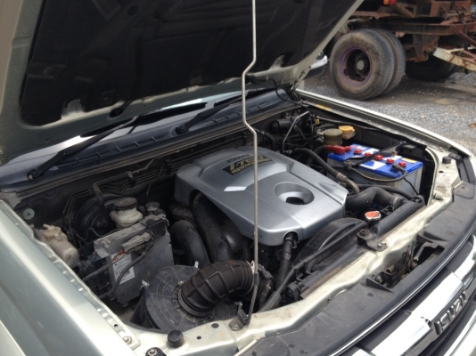 ขายรถ ISUZU DMAX (รถบ้าน)เครื่อง 2500 ขายรถ ISUZU DMAX (รถบ้าน)เครื่อง 2500