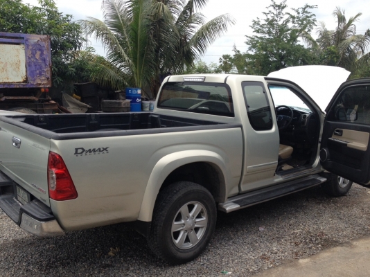 ขายรถ ISUZU DMAX (รถบ้าน)เครื่อง 2500 ขายรถ ISUZU DMAX (รถบ้าน)เครื่อง 2500