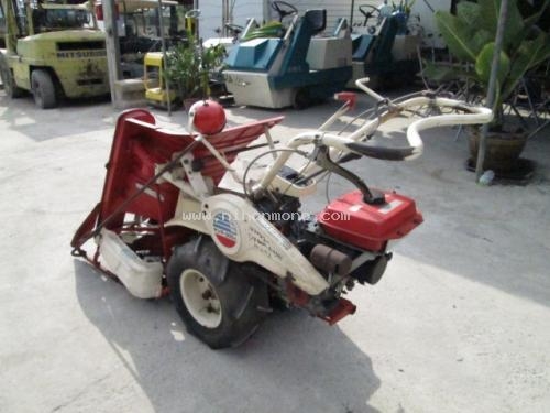 รถเกี่ยวข้าวเดินตาม!!!   YANMAR    YB300A   รหัสสินค้า : 14001750  หรือเพิ่มเติมไดที่ www.nihonmono.com